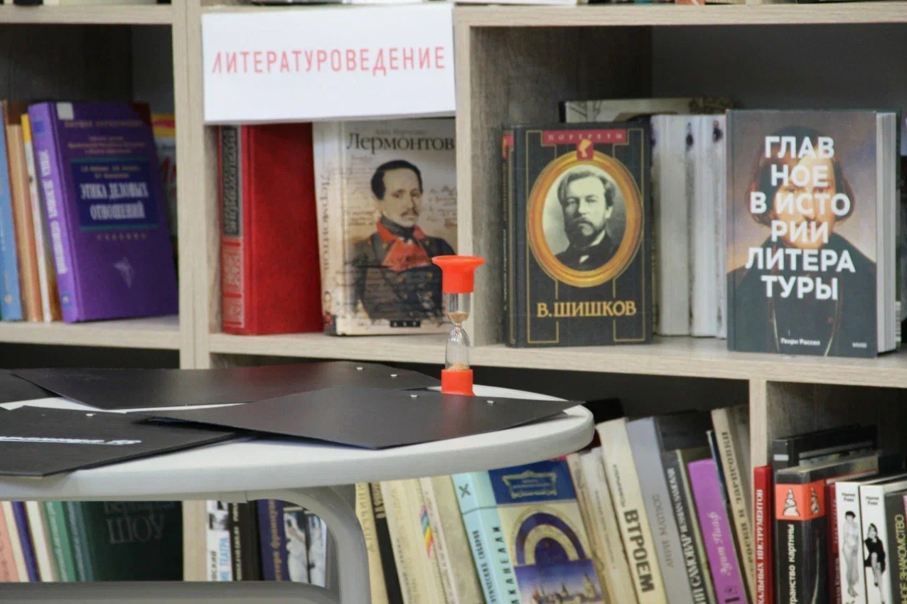 Стихотворение «Фонтан» Федора Тютчева прозвучало в финале очередной игры чемпионата «Страница’23»